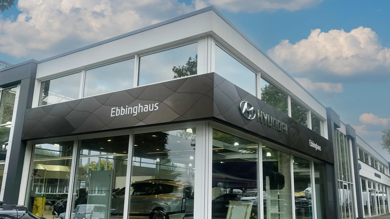 Fililal Hyundai Autohaus Ebbinghaus in Dortmund Dorstfeld Außenfassade